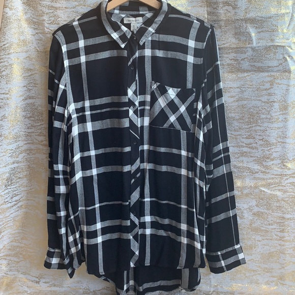 Calvin Klein Tops - Calvin Klein long slv striped blouse